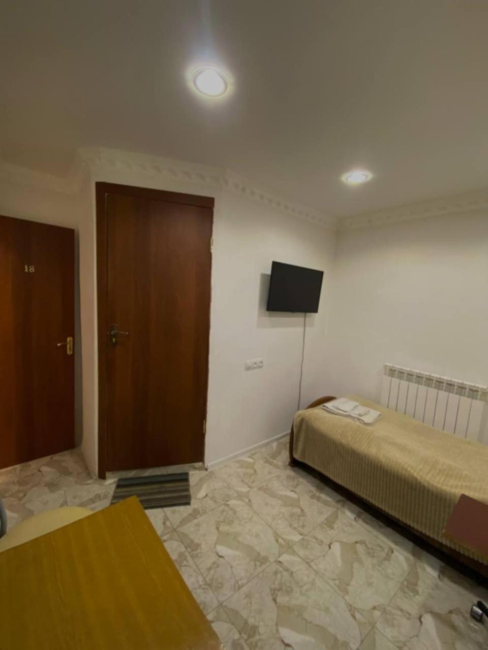 Hotel 333 Yerevan Exterior photo